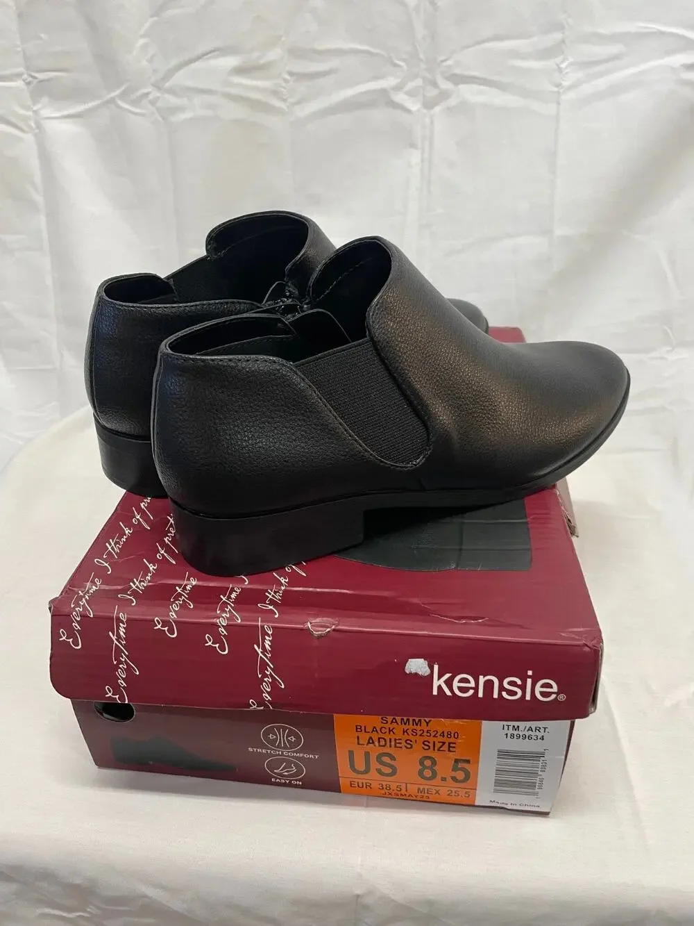 Kensie Women's Black Sammy Style Shoes Size 8.5 New In Box Slip On